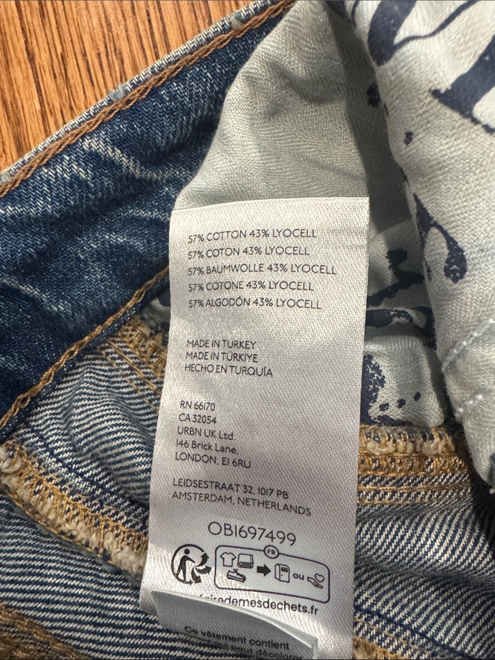 We the Free Good Luck Mid Rise Barrel Leg Jeans - Picture 9 of 17